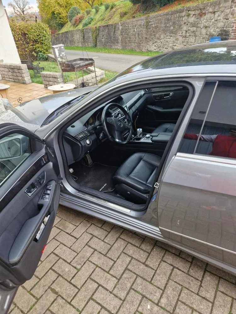 Mercedes-Benz E 350, снимка 6 - Автомобили и джипове - 53296170