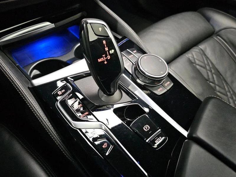 BMW 530 530i M Sport Package| 252к.с.| ВКЛ.ТЕХНОТЕСТ, снимка 9 - Автомобили и джипове - 55441730