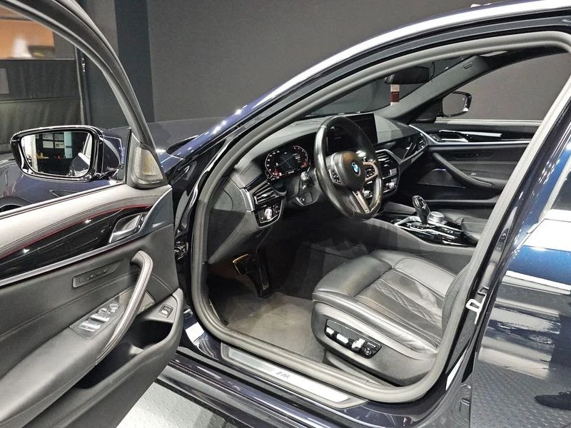 BMW 530 530i M Sport Package| 252к.с.| ВКЛ.ТЕХНОТЕСТ, снимка 10 - Автомобили и джипове - 55441730