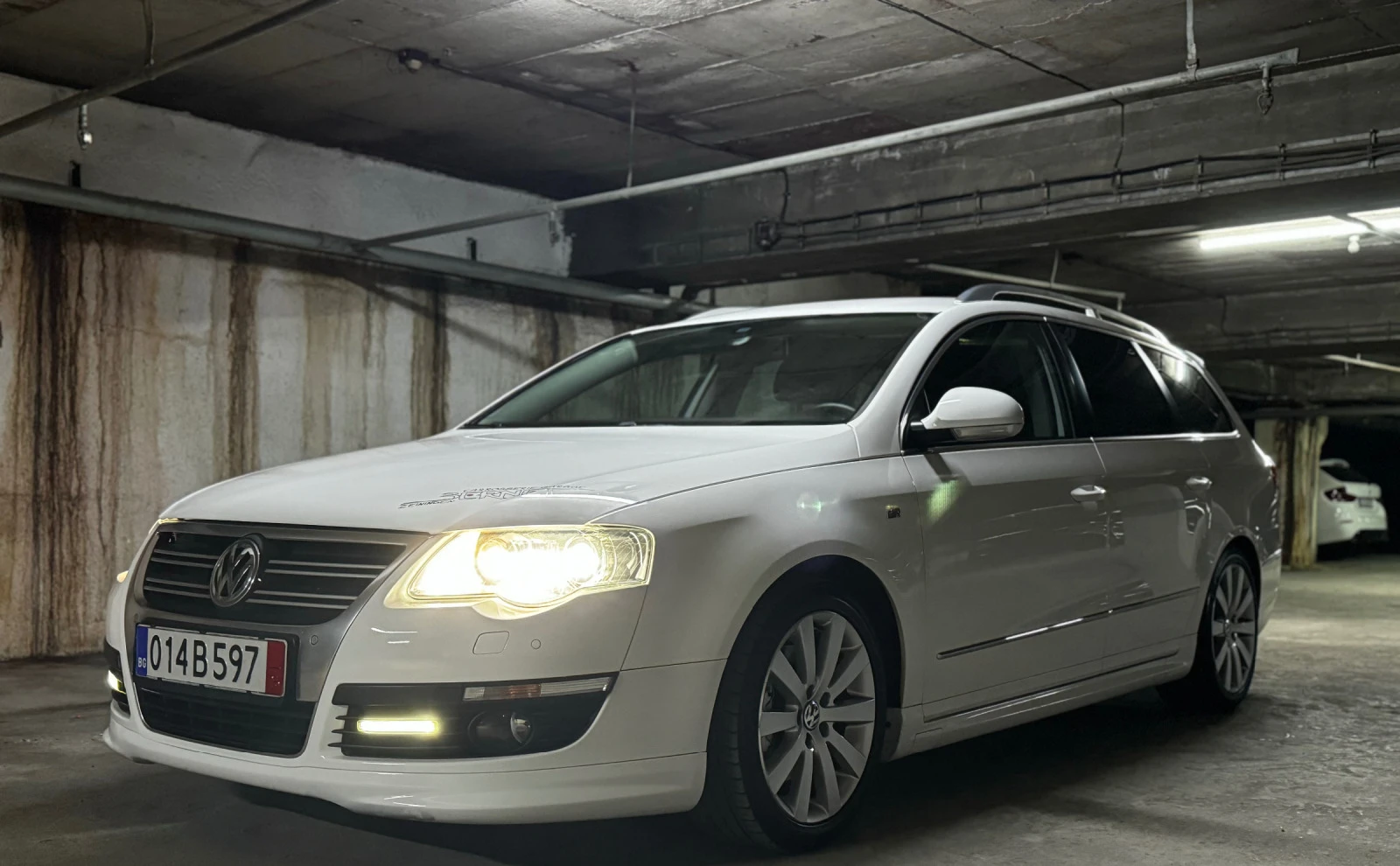 VW Passat 2.0TSI Highline R-Line - изображение 7