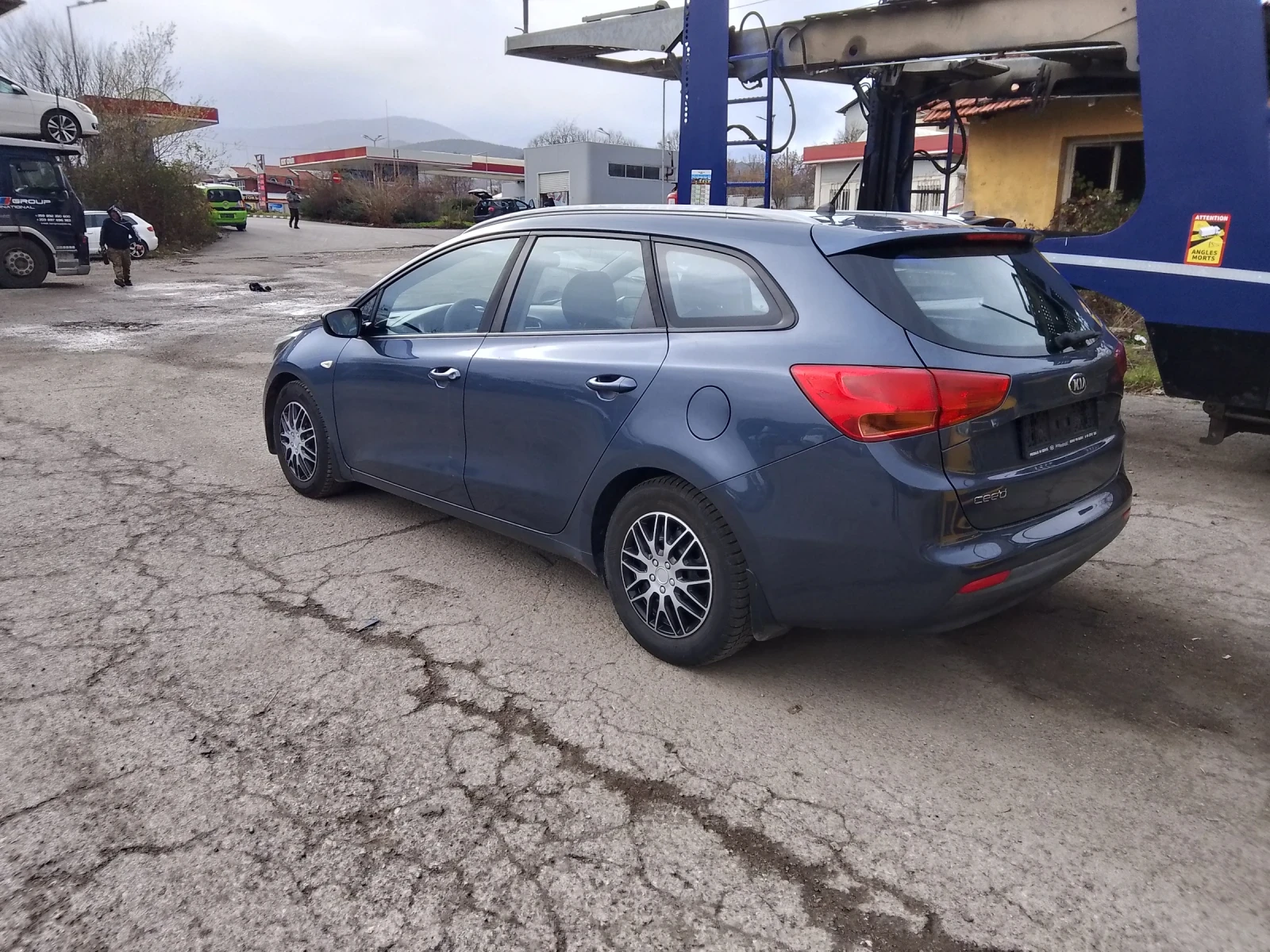 Kia Ceed 1.4.  99к  s бензин климатик - изображение 5