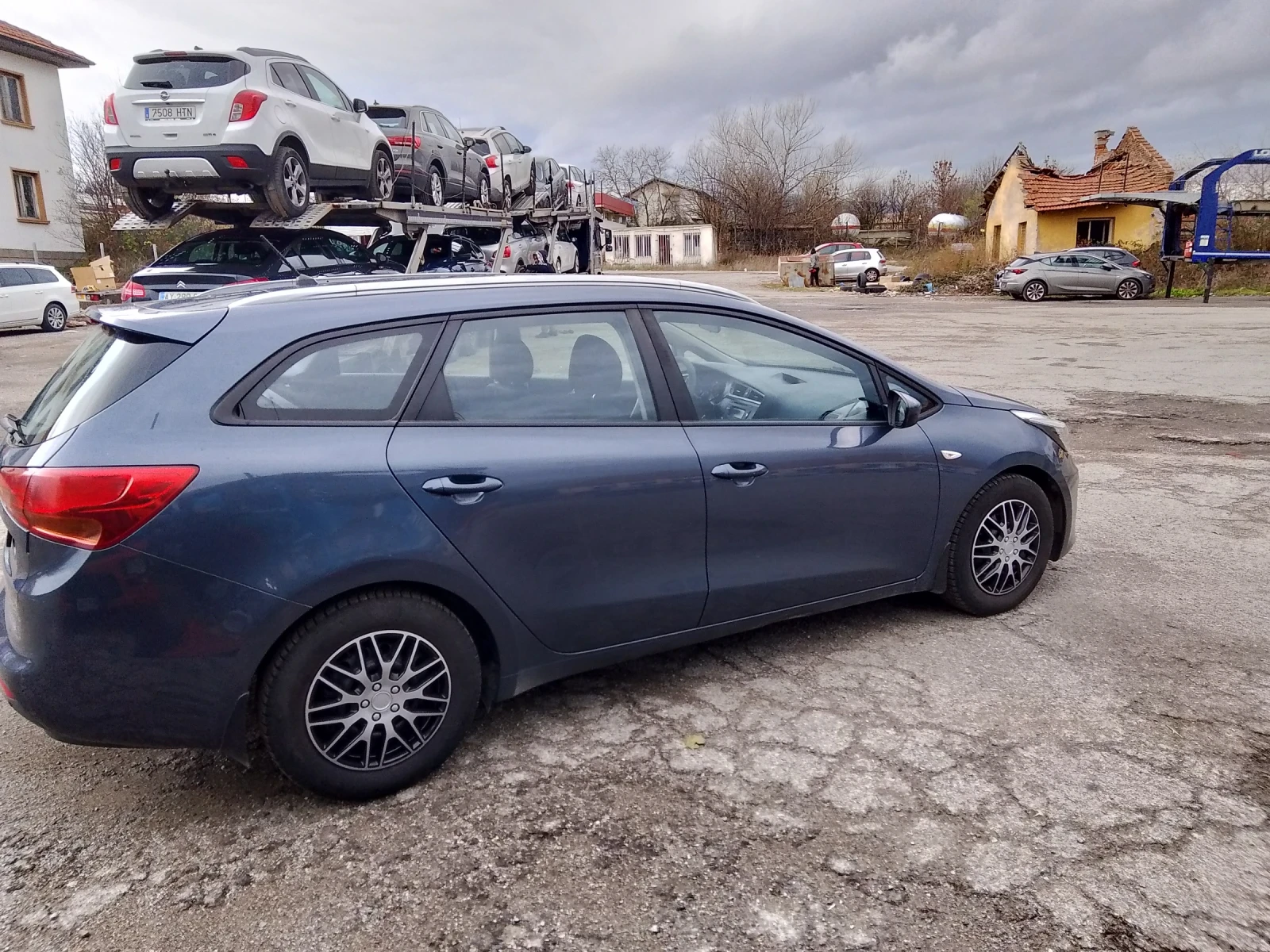 Kia Ceed 1.4.  99к  s бензин климатик - изображение 2