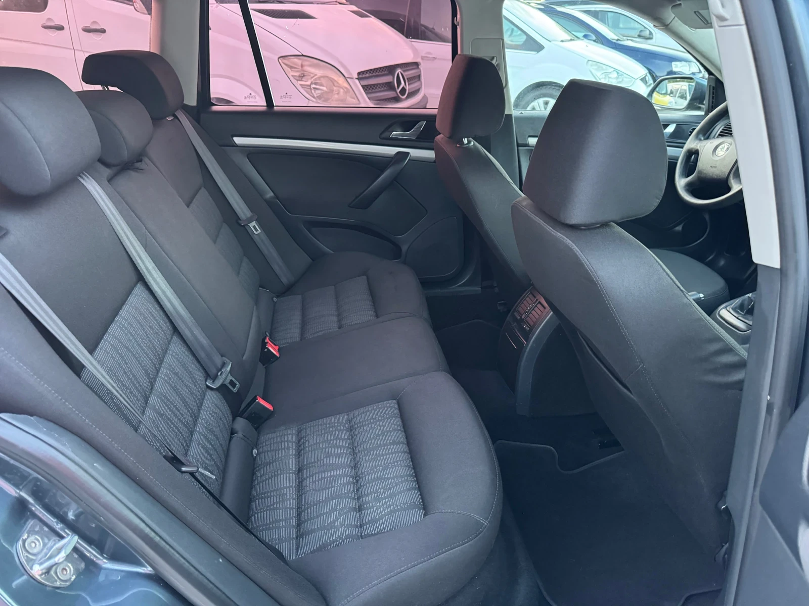 Skoda Octavia 1.9TDI 105К.С.  | Mobile.bg — изображение 13