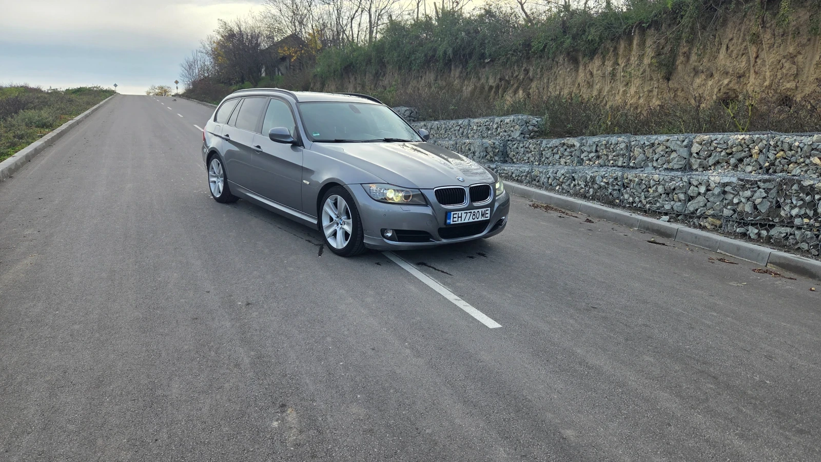 BMW 320  - изображение 4