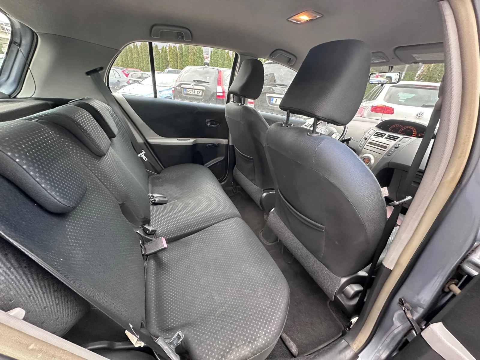 Toyota Yaris 1.3i - ����������� | Mobile.bg � ����������� 14