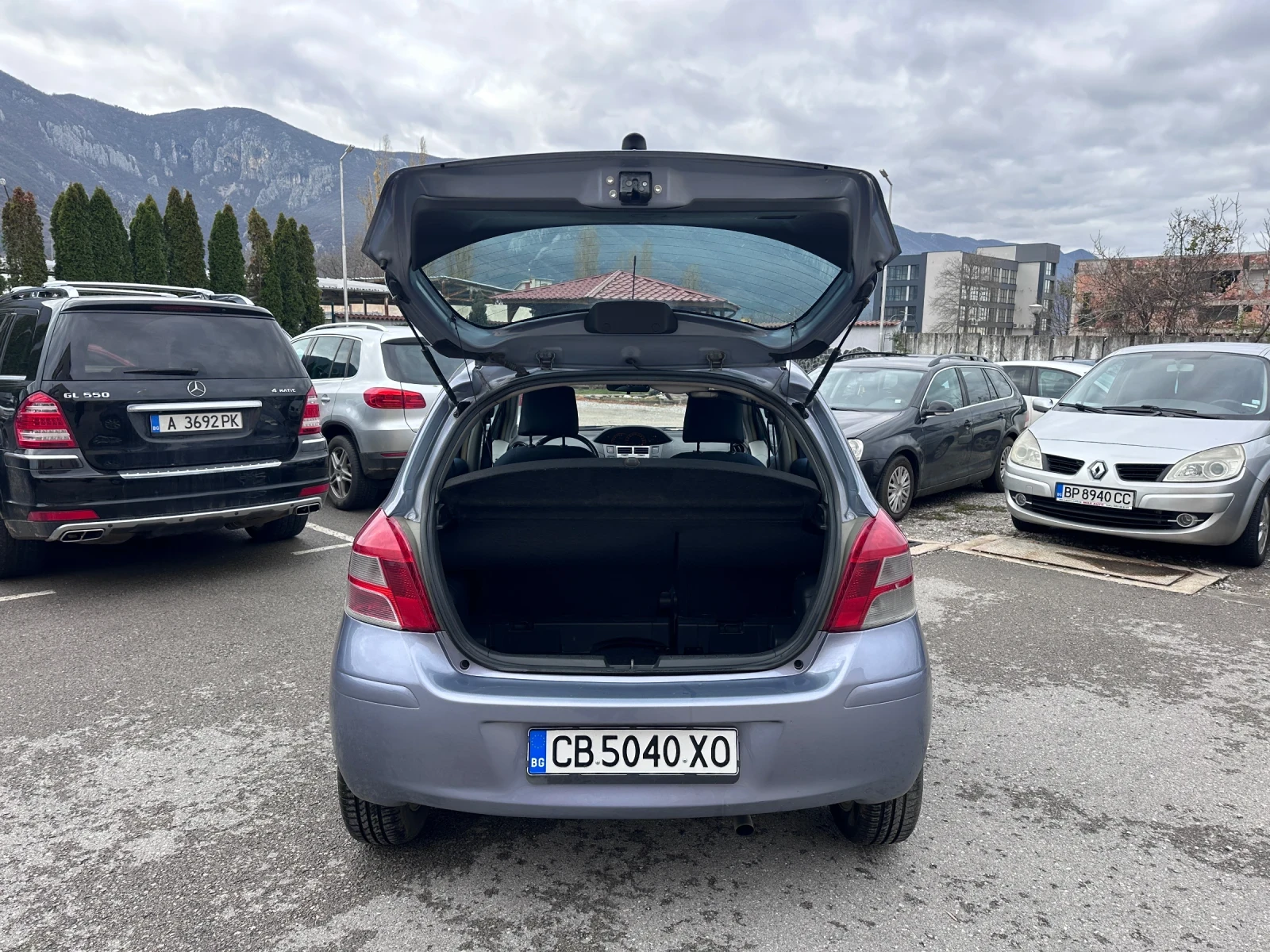 Toyota Yaris 1.3i - ����������� | Mobile.bg � ����������� 17