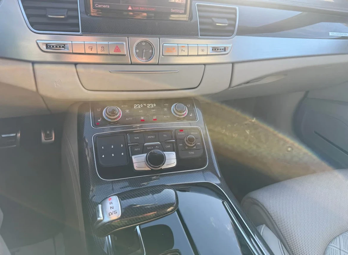 Audi S8 PLUS * * ��������� * * CARFAX * * ���� ������ * *  | Mobile.bg � ����������� 10