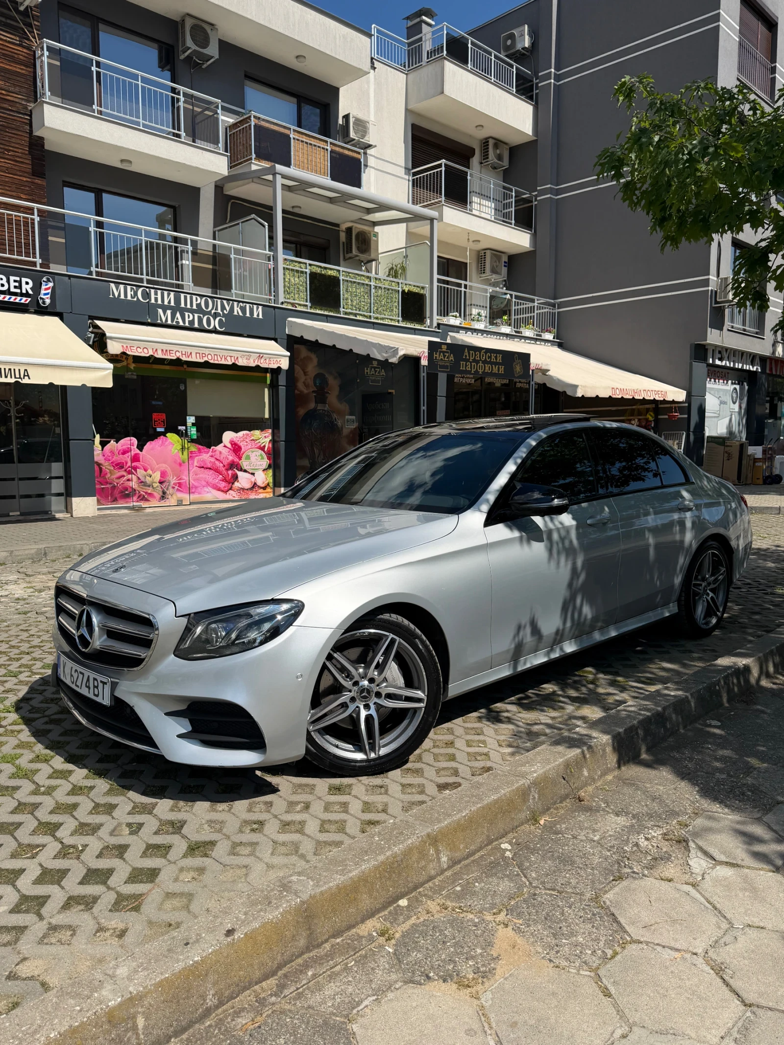 Mercedes-Benz E 220, снимка 6 - Автомобили и джипове - 53852065