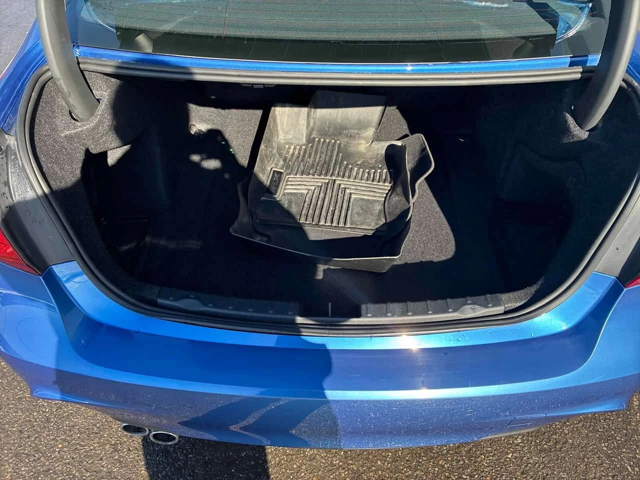 BMW 330 330i xDrive  CARFAX, снимка 12 - Автомобили и джипове - 53977658