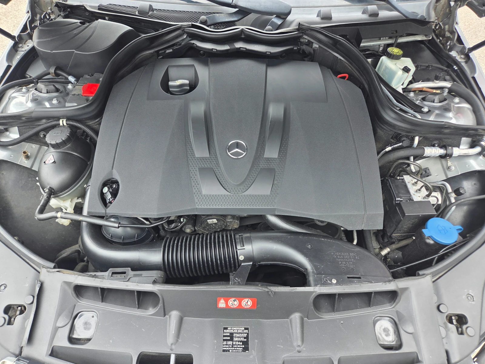 Mercedes-Benz C 220 CDI-Avantgarde, снимка 17 - Автомобили и джипове - 54031207