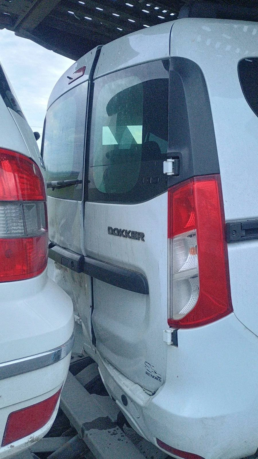 Dacia Dokker 1.6, снимка 6 - Автомобили и джипове - 54114506