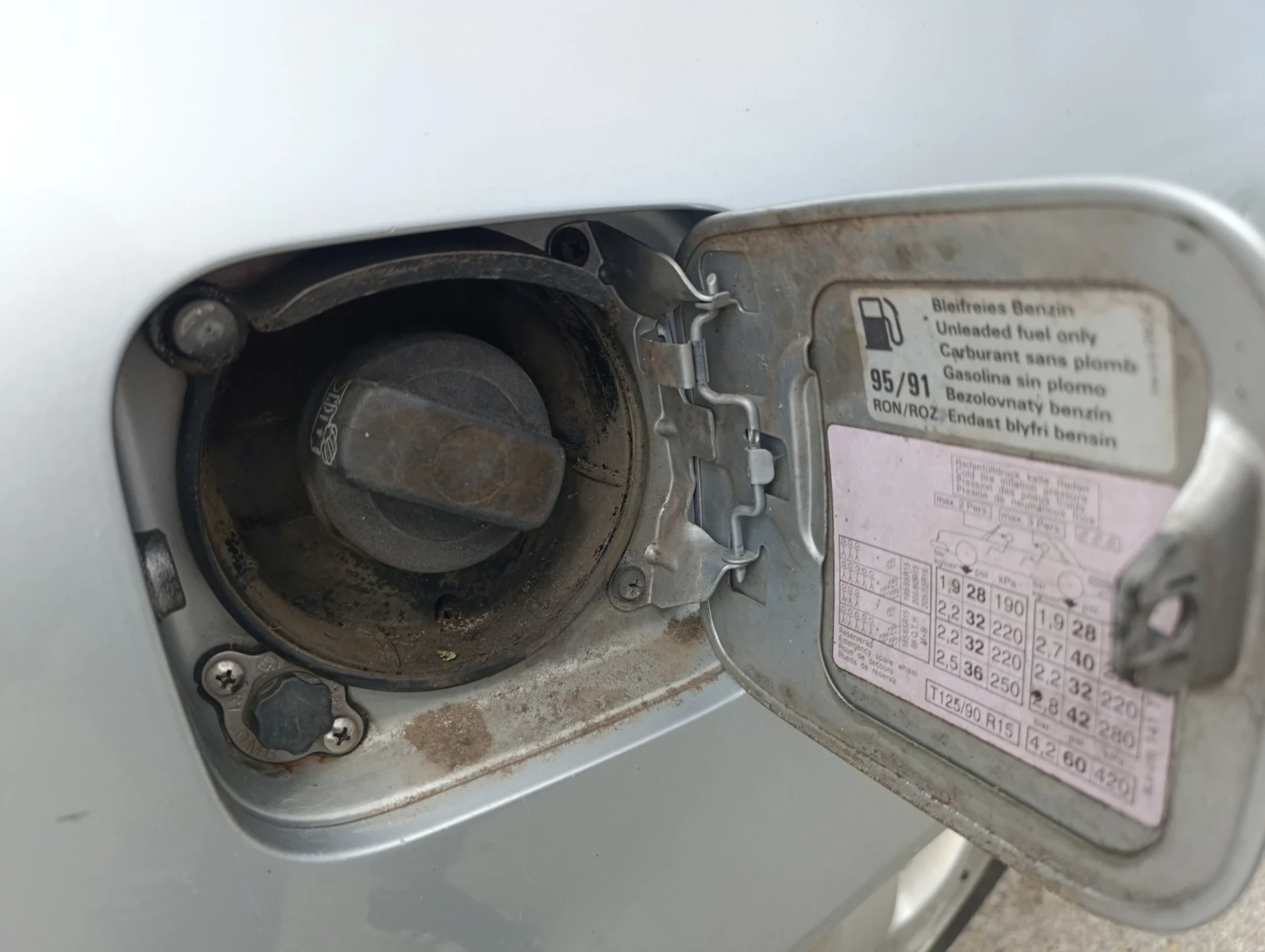 Audi A3 1.8 20V GAS, снимка 15 - Автомобили и джипове - 54658769