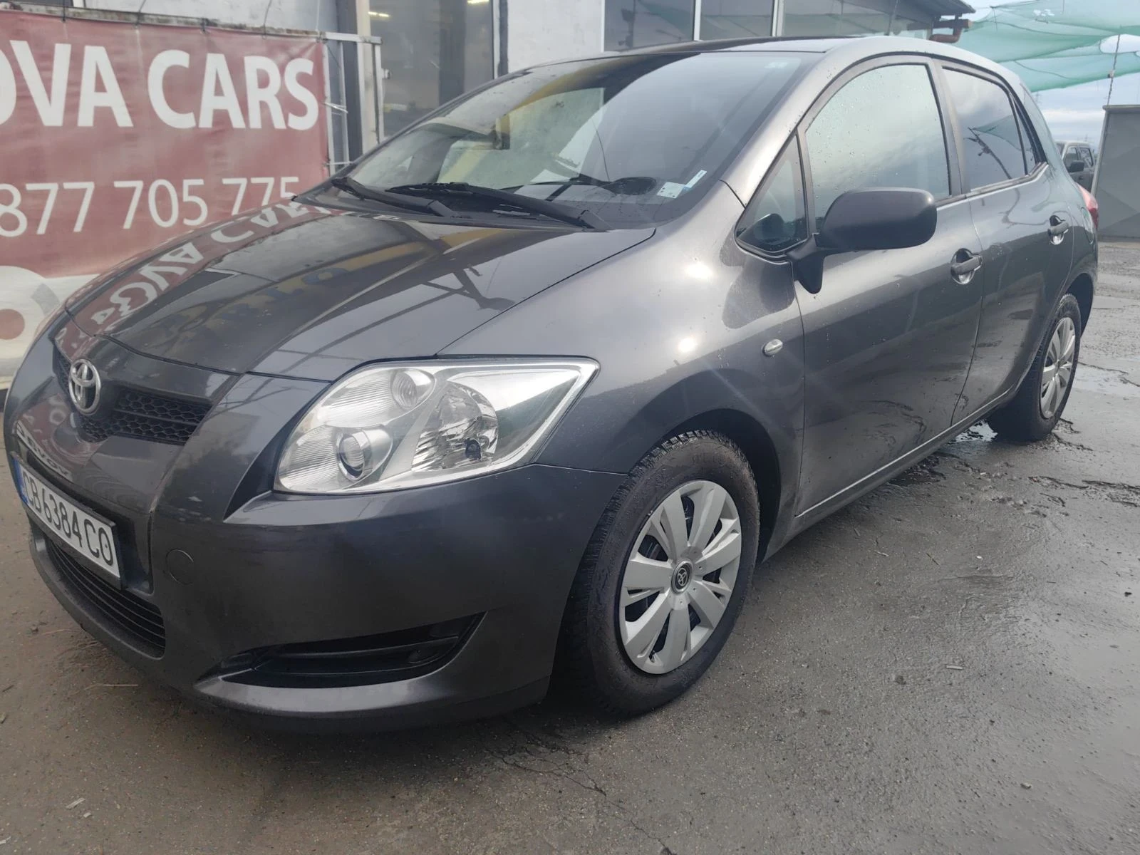 Toyota Auris 1.4i-97к.с Регистрирана