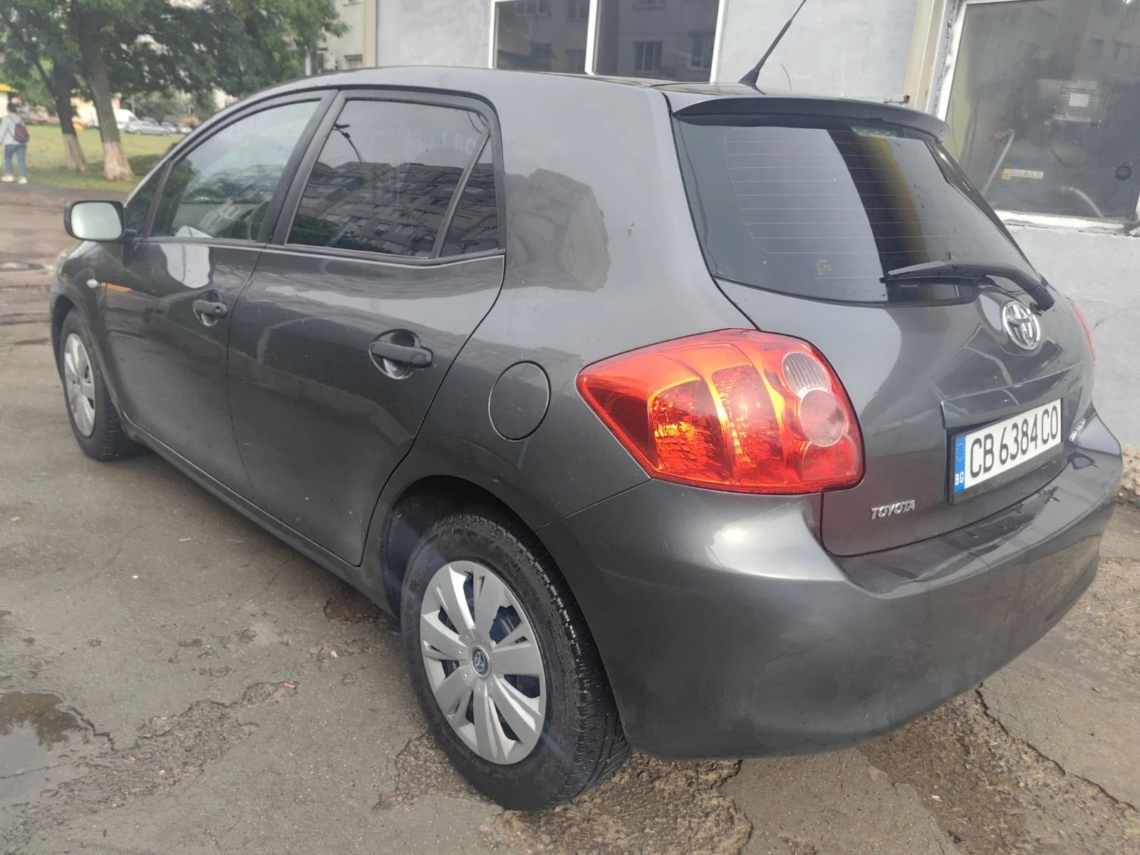 Toyota Auris 1.4i-97к.с Регистрирана, снимка 2 - Автомобили и джипове - 54775883