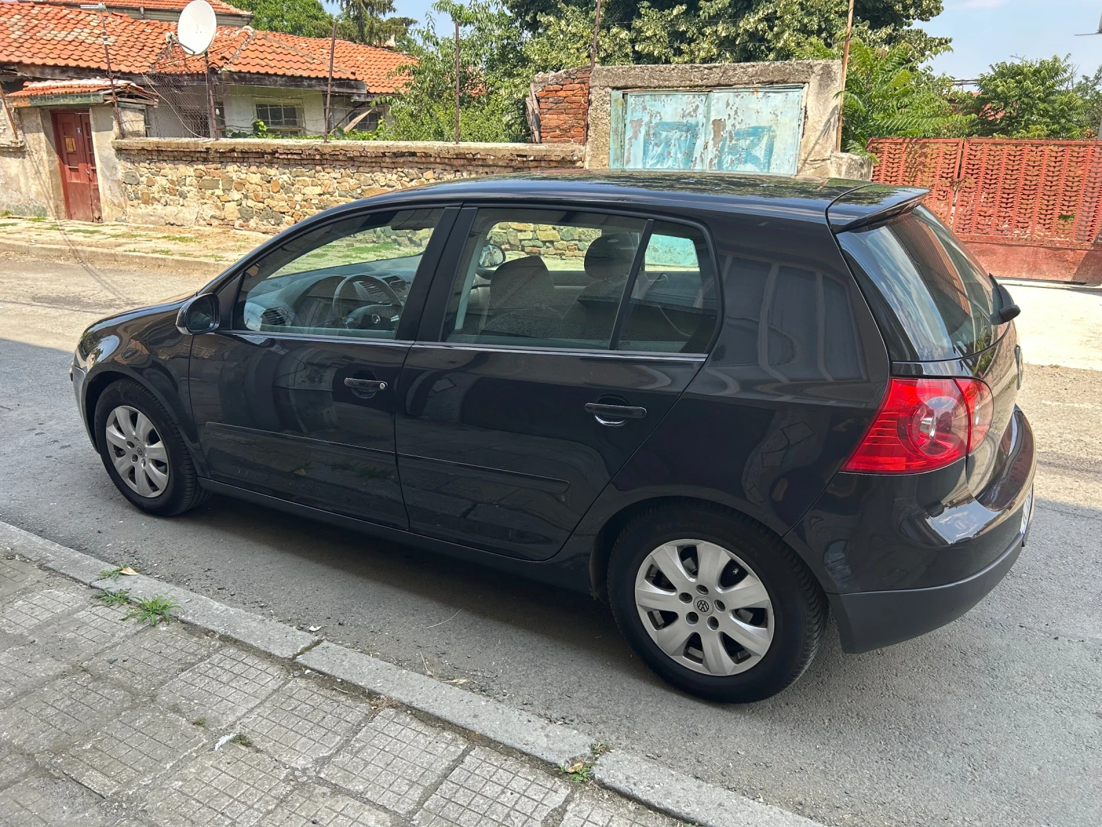 VW Golf 5, снимка 5 - Автомобили и джипове - 55154934