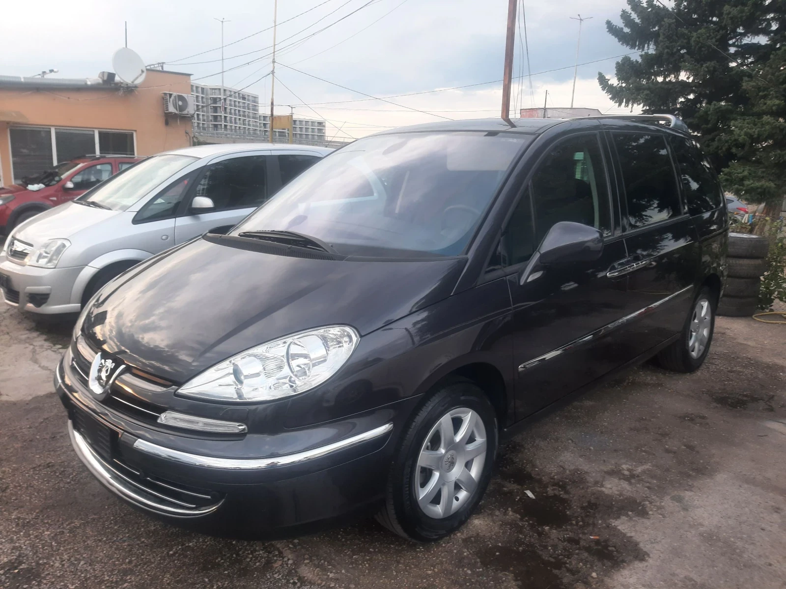 Peugeot 807 2.0HDI-136кс* 6ск* * КАТО НОВО* * 7-МЕСТА* * , снимка 2 - Автомобили и джипове - 55287309