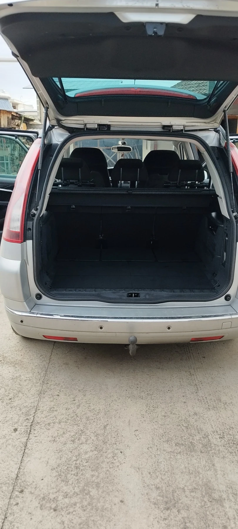 Citroen Grand C4 Picasso Exclusive , снимка 3 - Автомобили и джипове - 55674007