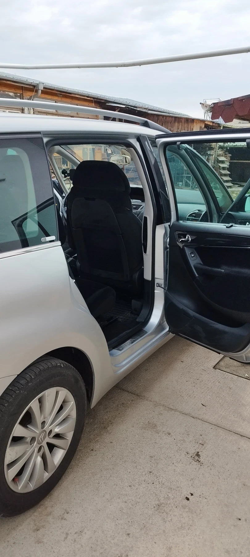 Citroen Grand C4 Picasso Exclusive , снимка 2 - Автомобили и джипове - 55674007