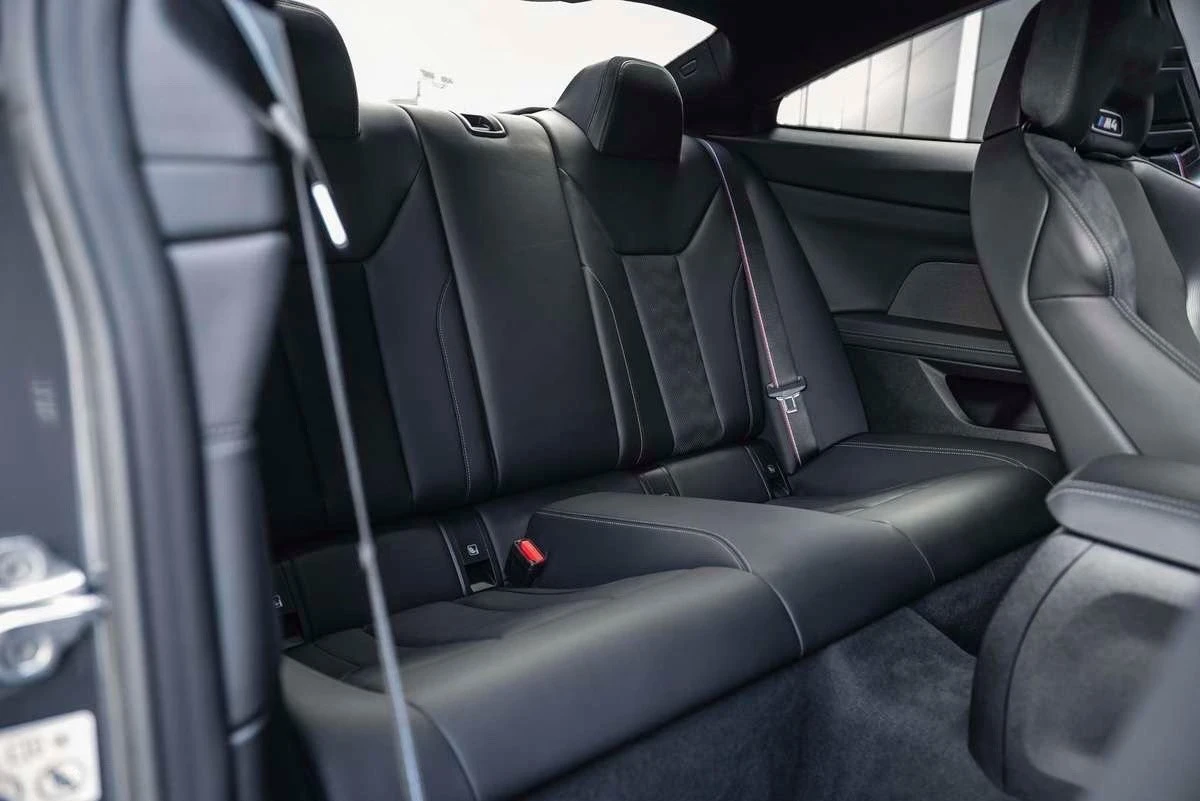 BMW M4 Competition xDrive/INDIVIDUAL/HARMAN KARDON/360, снимка 15 - Автомобили и джипове - 55687219