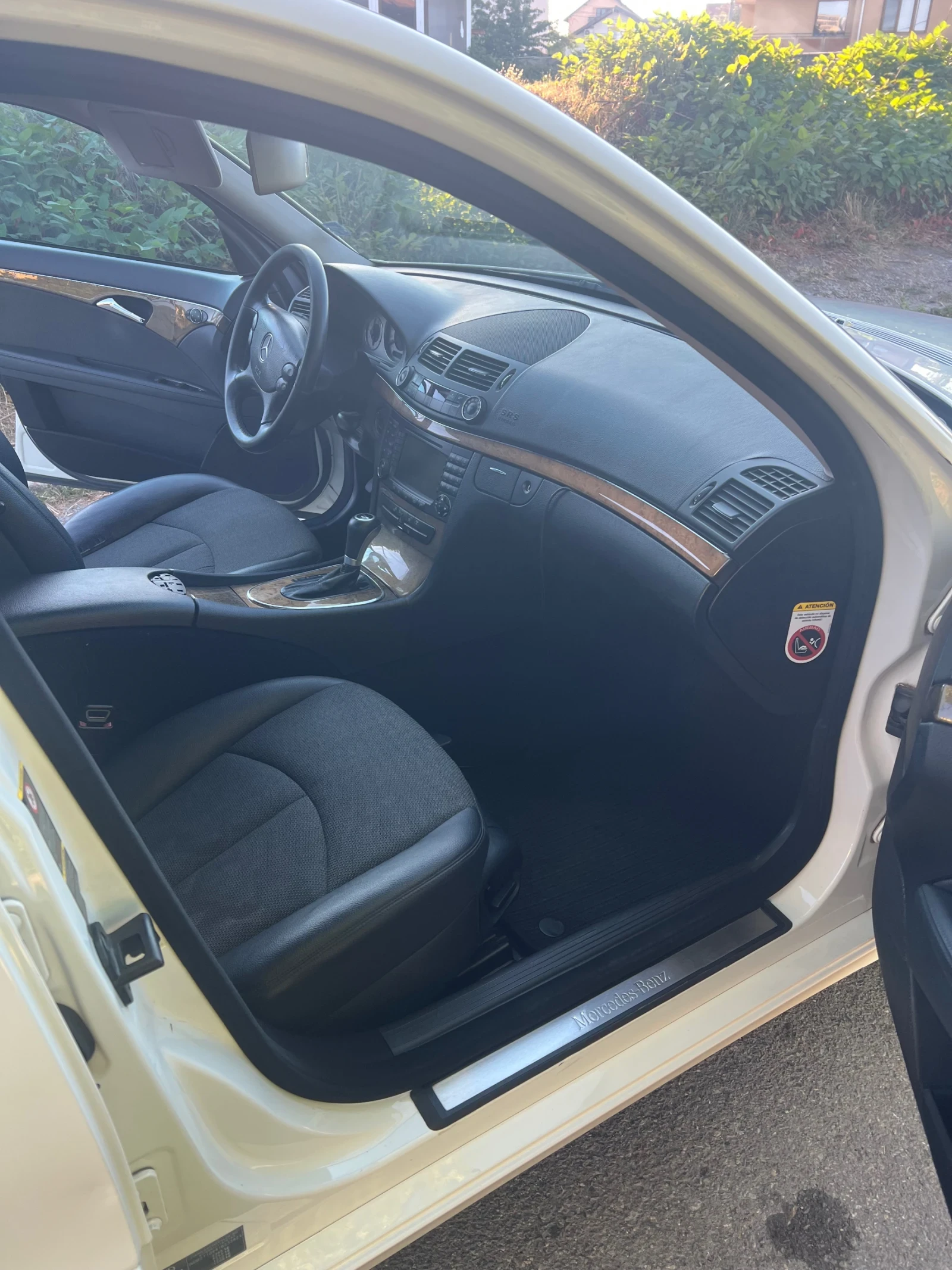 Mercedes-Benz E 280 E280cdi-4matic, снимка 15 - Автомобили и джипове - 55794193