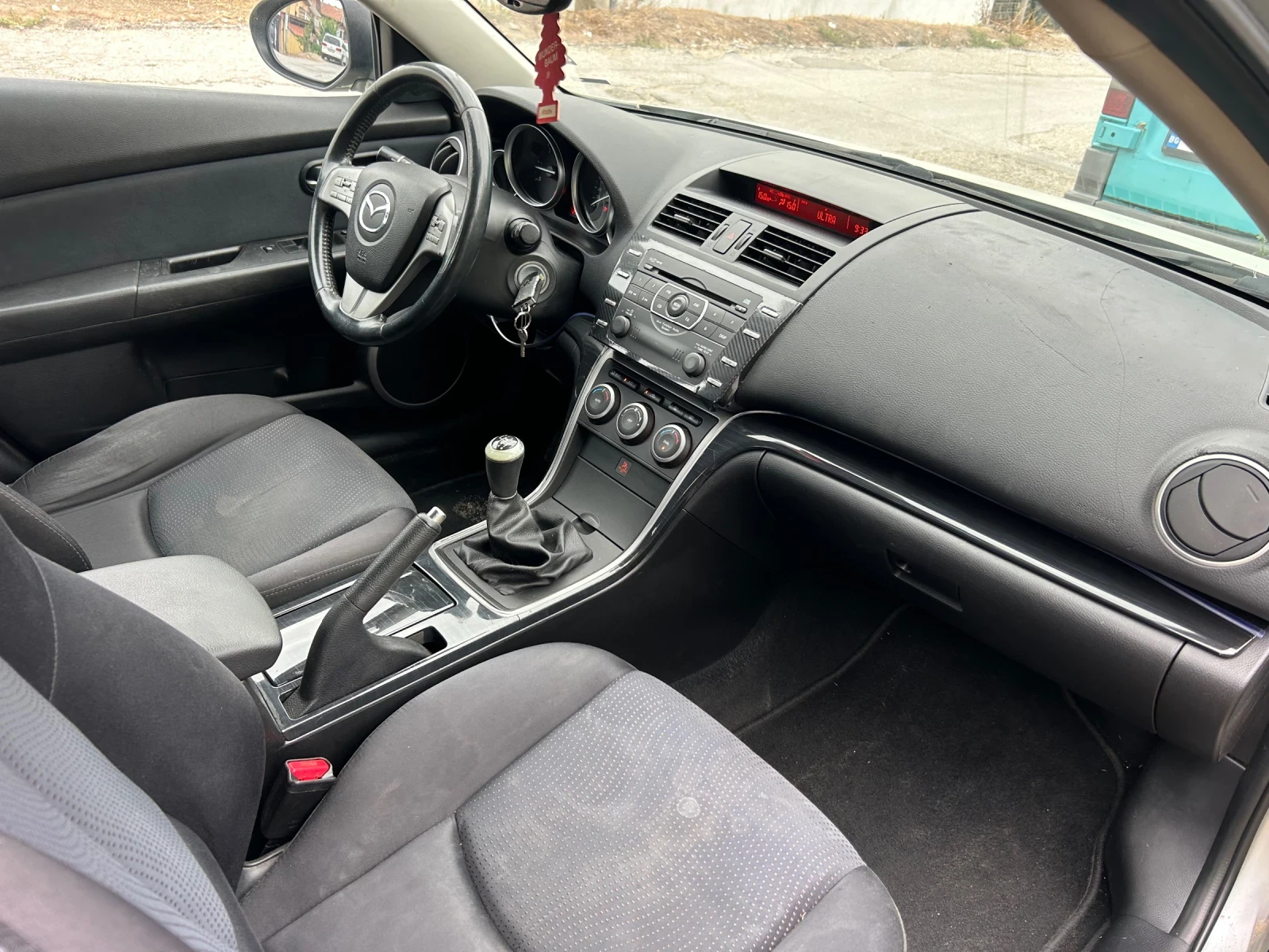 Mazda 6 2.0 140ks, снимка 17 - Автомобили и джипове - 55962279