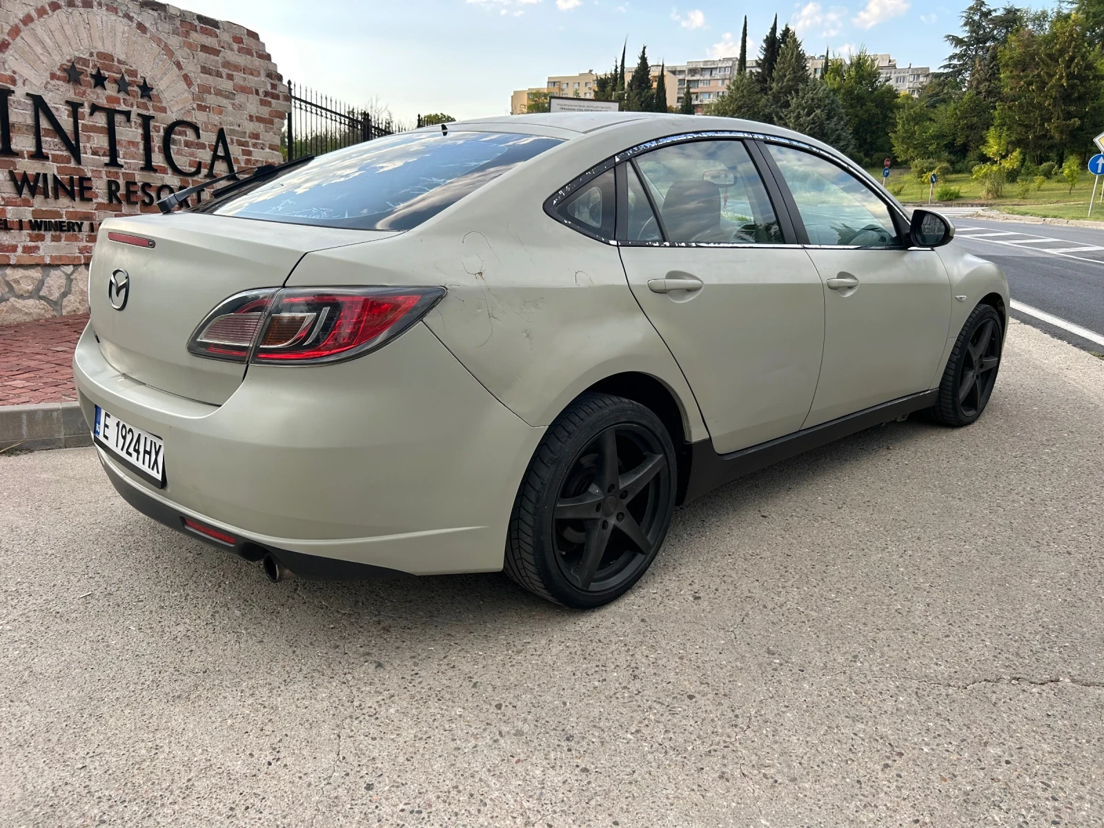 Mazda 6 2.0 140ks, снимка 12 - Автомобили и джипове - 55828233