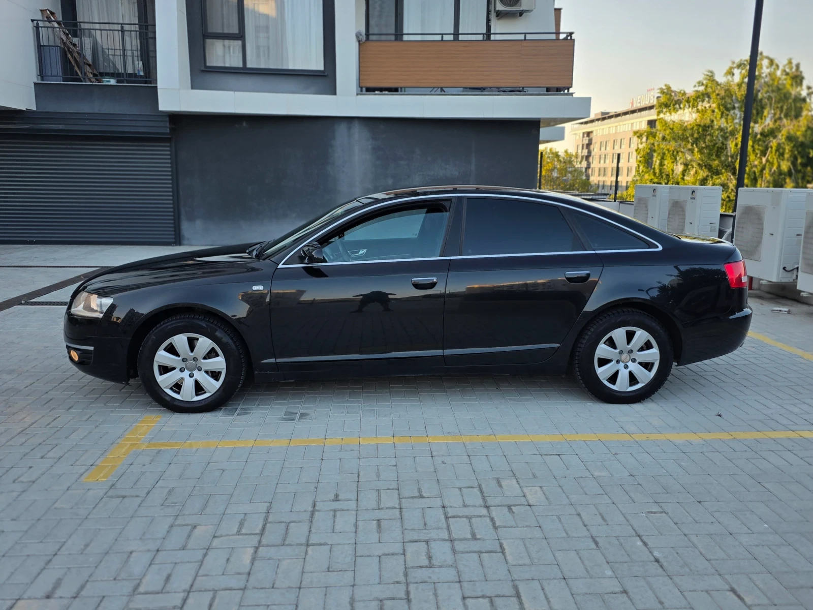 Audi A6 3.2, снимка 8 - Автомобили и джипове - 55867626