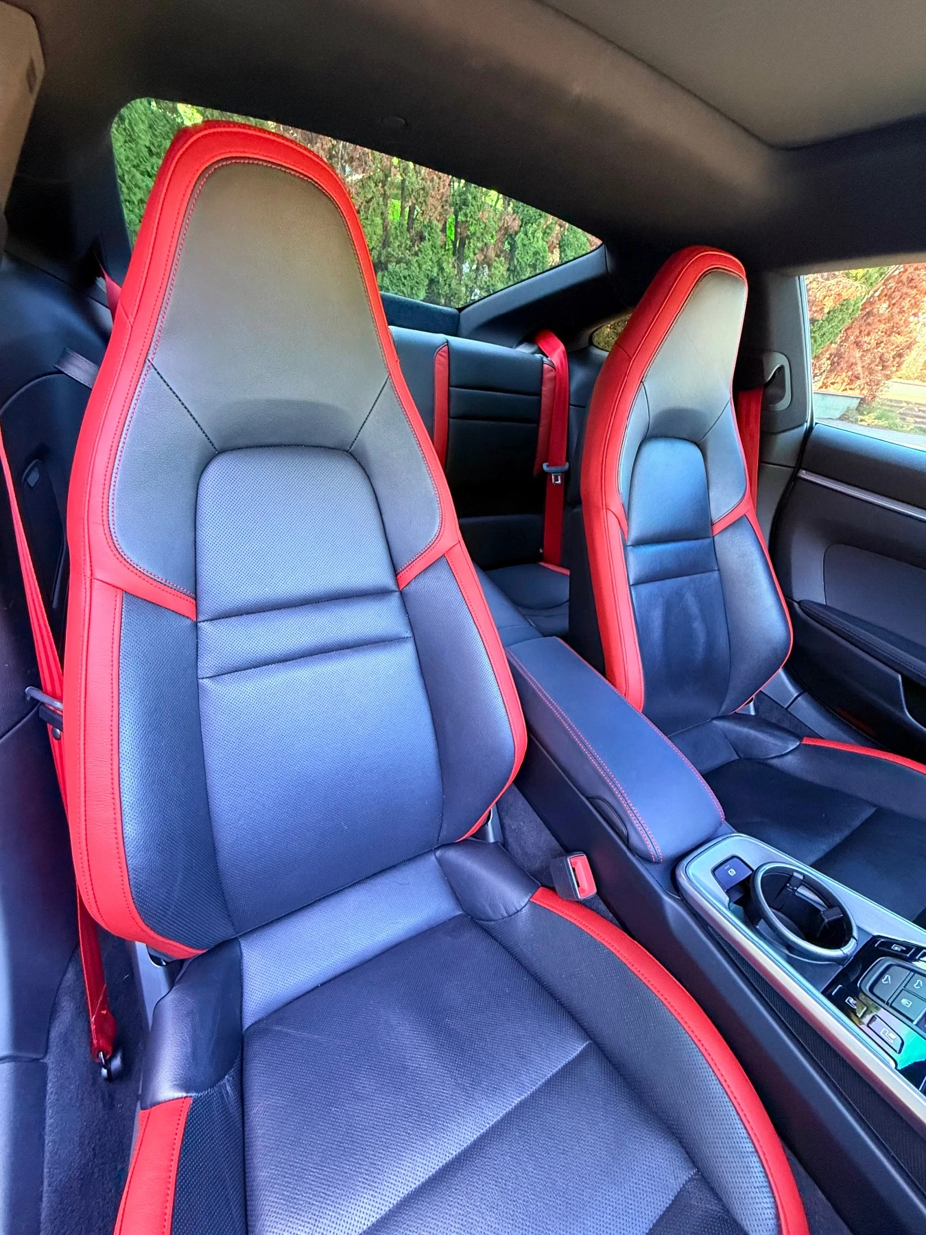 Porsche 911 992 Aero/Panorama/Bose/Climaseat, снимка 10 - Автомобили и джипове - 56012732