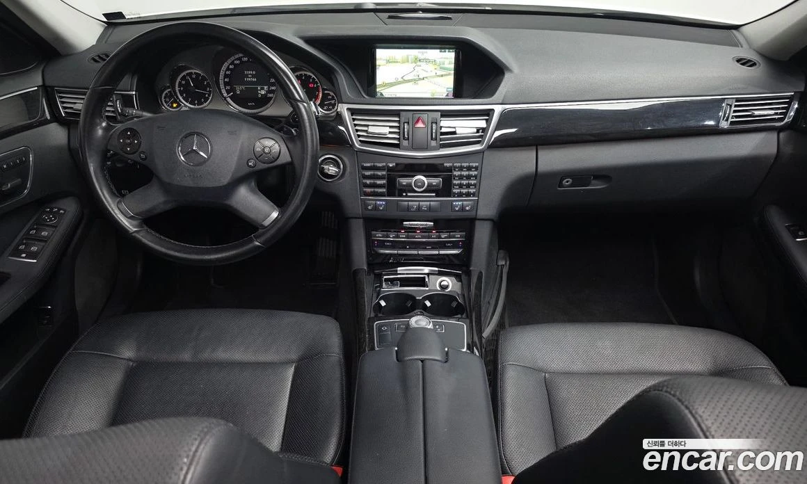 Mercedes-Benz E 300 E300 Avangard, снимка 9 - Автомобили и джипове - 56117458