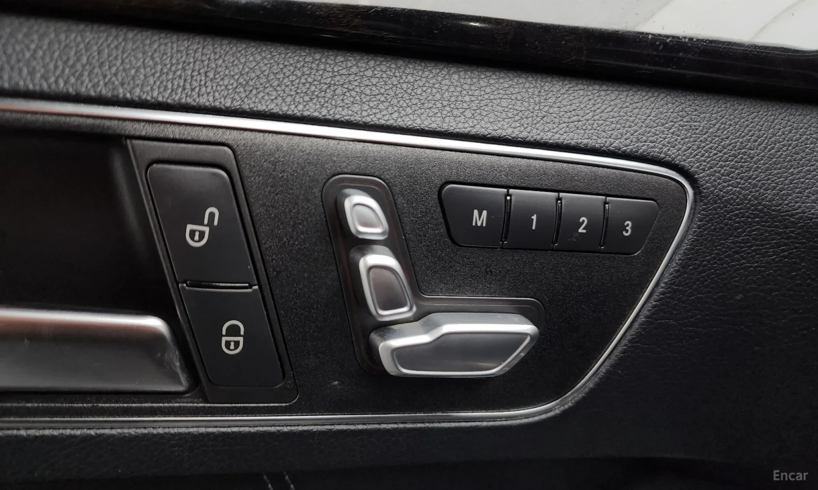 Mercedes-Benz E 220 E220 CDI Avantgarde, снимка 17 - Автомобили и джипове - 56182008