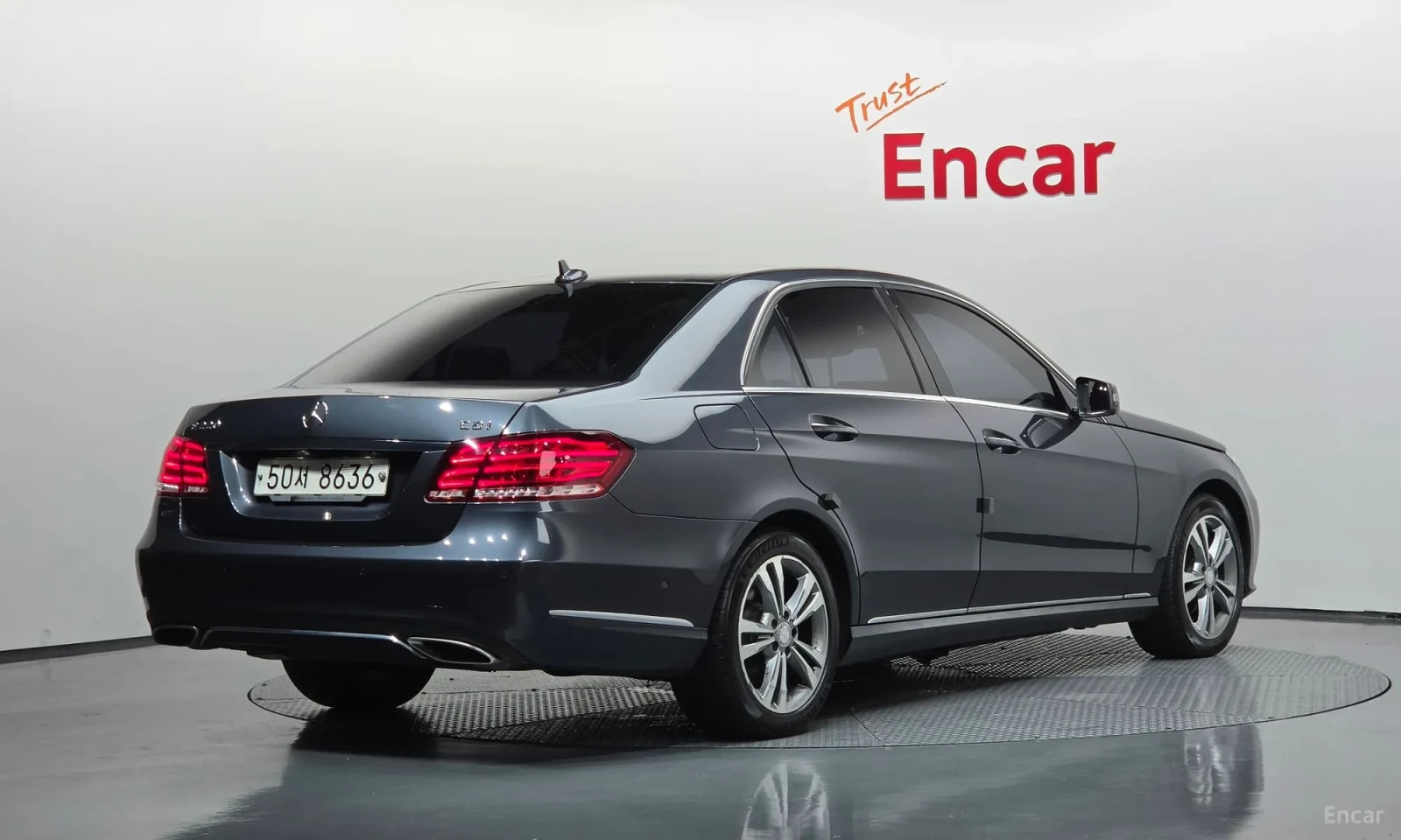 Mercedes-Benz E 220 E220 CDI Avantgarde, снимка 2 - Автомобили и джипове - 56182008