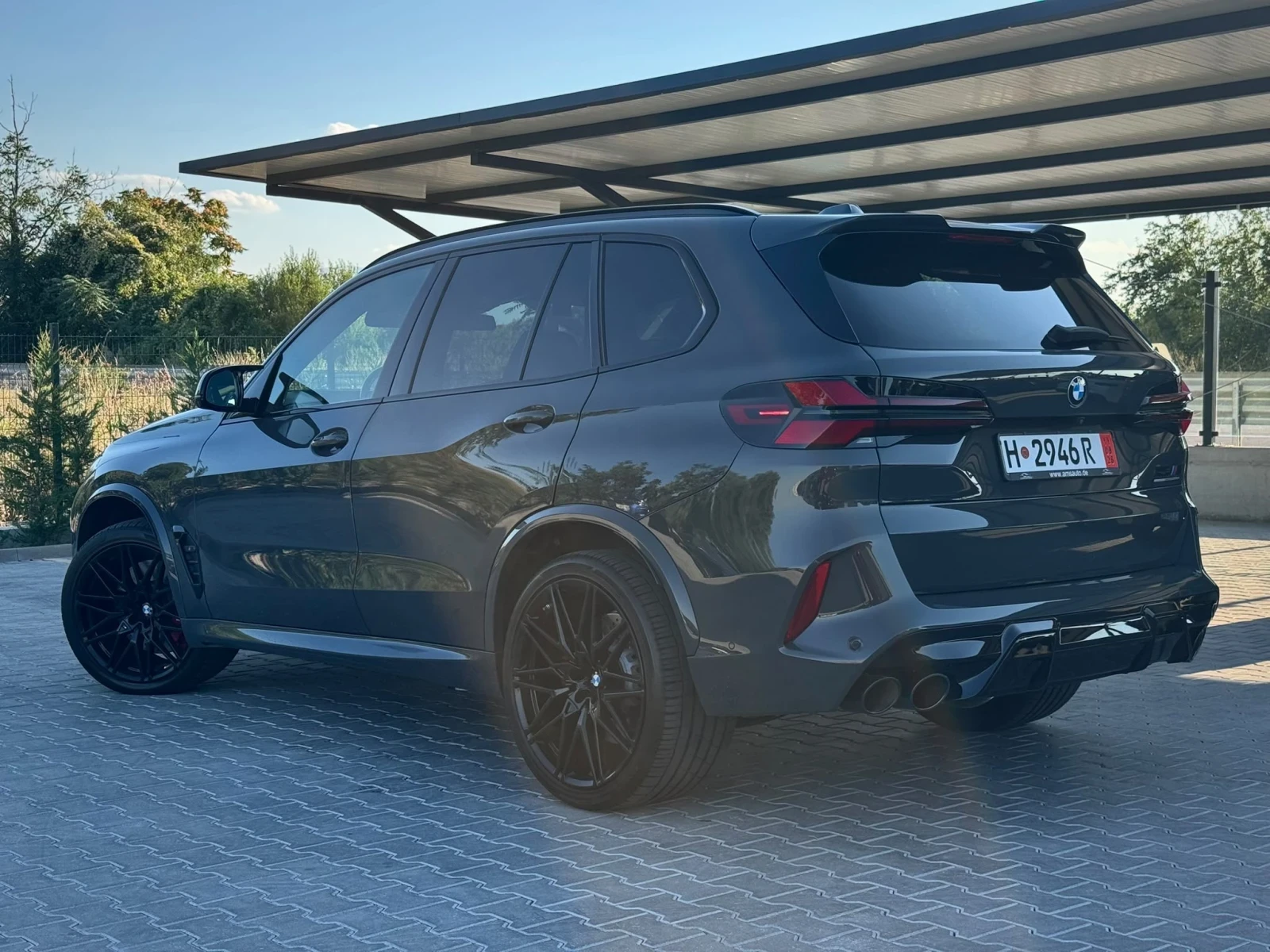 BMW X5M COMPETITION* B&W* HUD* 360* SKY LOUNGE* SHADOW LIN, снимка 4 - Автомобили и джипове - 56262176
