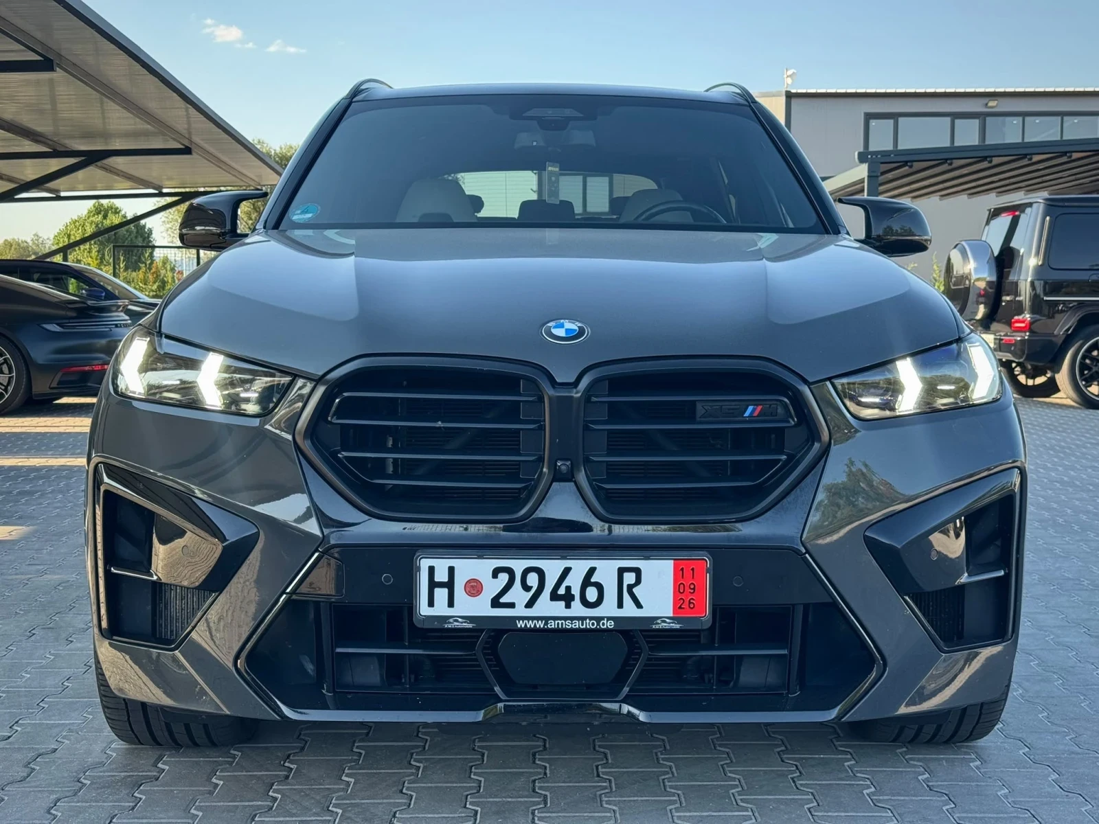 BMW X5M COMPETITION* B&W* HUD* 360* SKY LOUNGE* SHADOW LIN, снимка 3 - Автомобили и джипове - 56262176