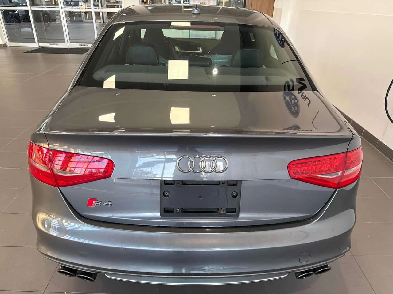 Audi S4 * Progressiv * CARFAX * �� ���������������� *  | Mobile.bg � ����������� 4