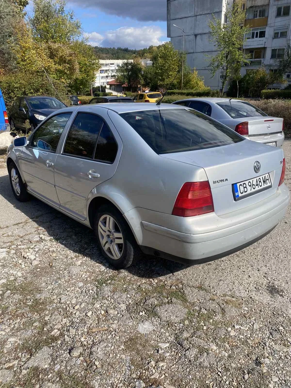 VW Bora, снимка 3 - Автомобили и джипове - 56637475