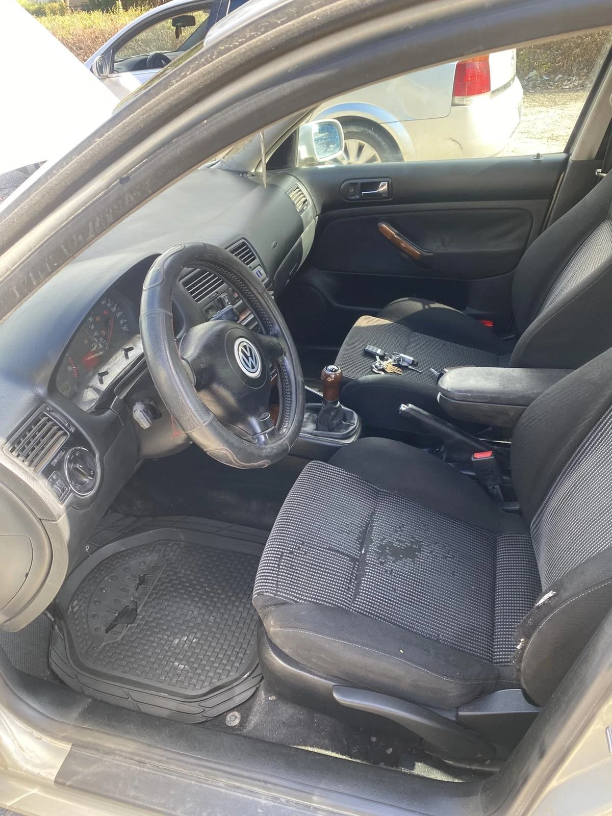 VW Bora, снимка 5 - Автомобили и джипове - 56637475