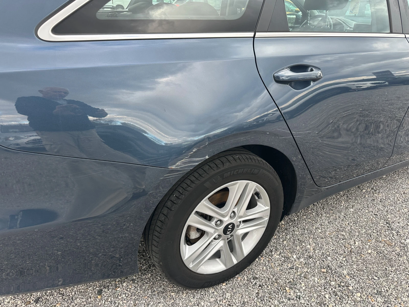 Kia Ceed 1.6CRDi, снимка 7 - Автомобили и джипове - 56681881