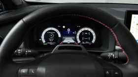 Toyota C-HR GR Sport Hybrid AWD-i e-CVT, снимка 10