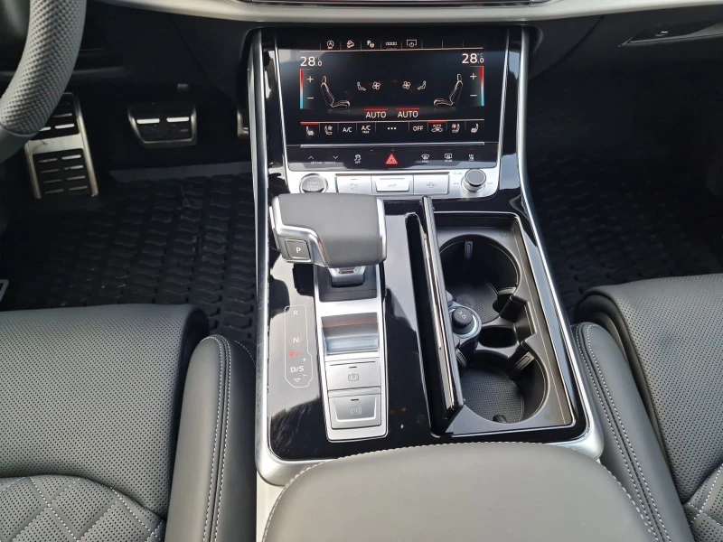 Audi Q7 50 TDI Quattro = S-line= 7 Seats Гаранция, снимка 8 - Автомобили и джипове - 48843155