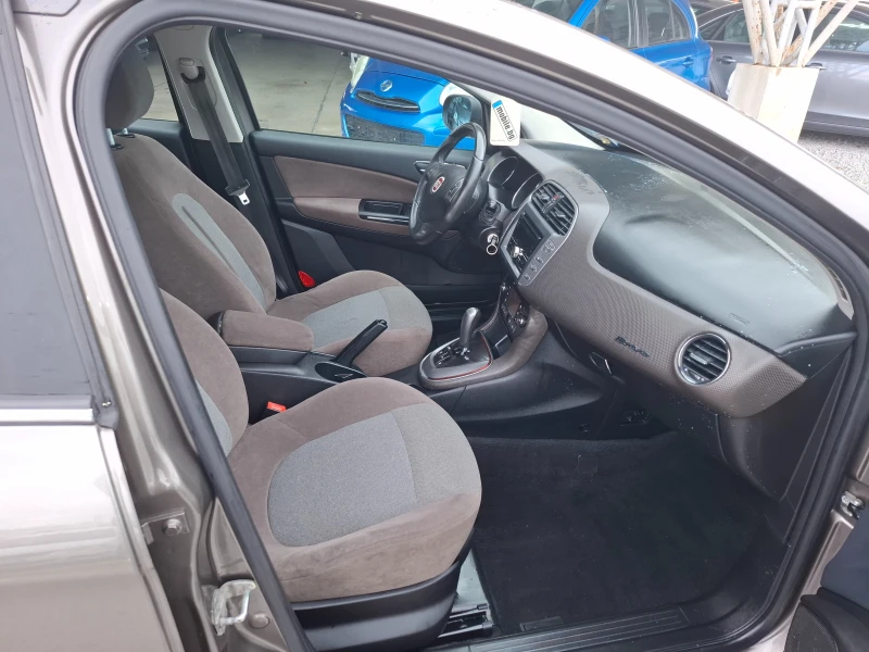 Fiat Bravo автоматик, снимка 9 - Автомобили и джипове - 51941315