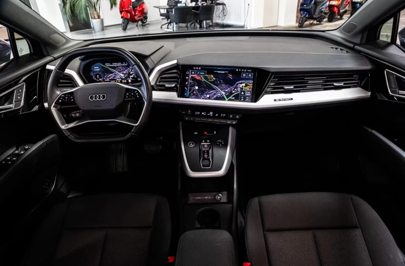 Audi Q4 E-TRON SPORTBACK 40 S LINE MATR, снимка 5 - Автомобили и джипове - 52047685