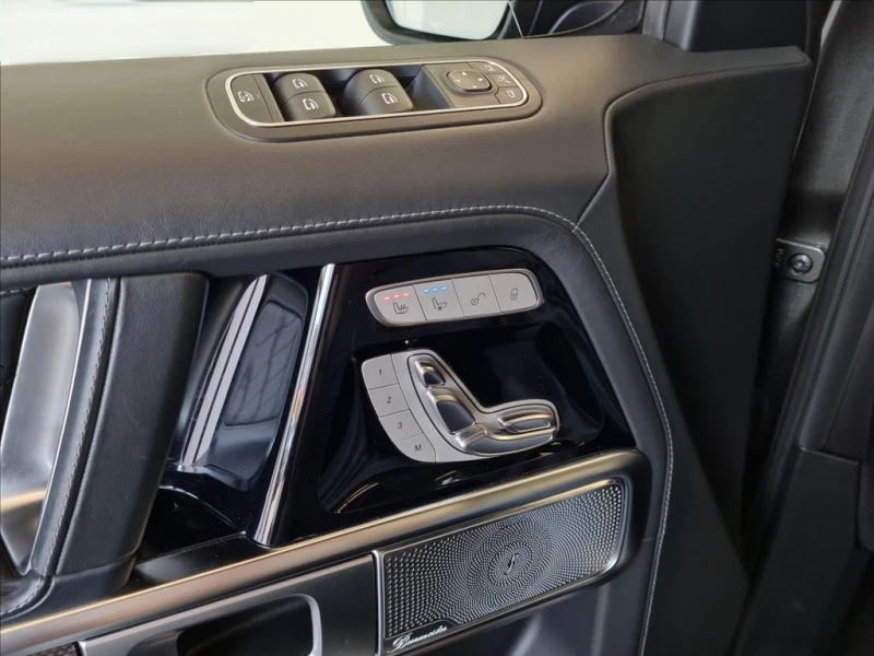 Mercedes-Benz G 500, снимка 9 - Автомобили и джипове - 52731963