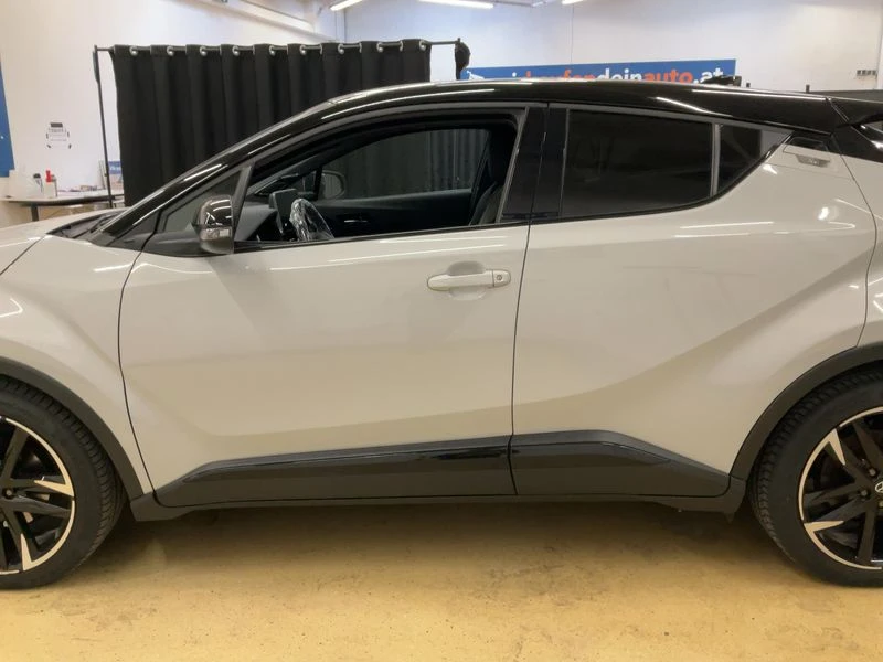 Toyota C-HR, снимка 4 - Автомобили и джипове - 54910227