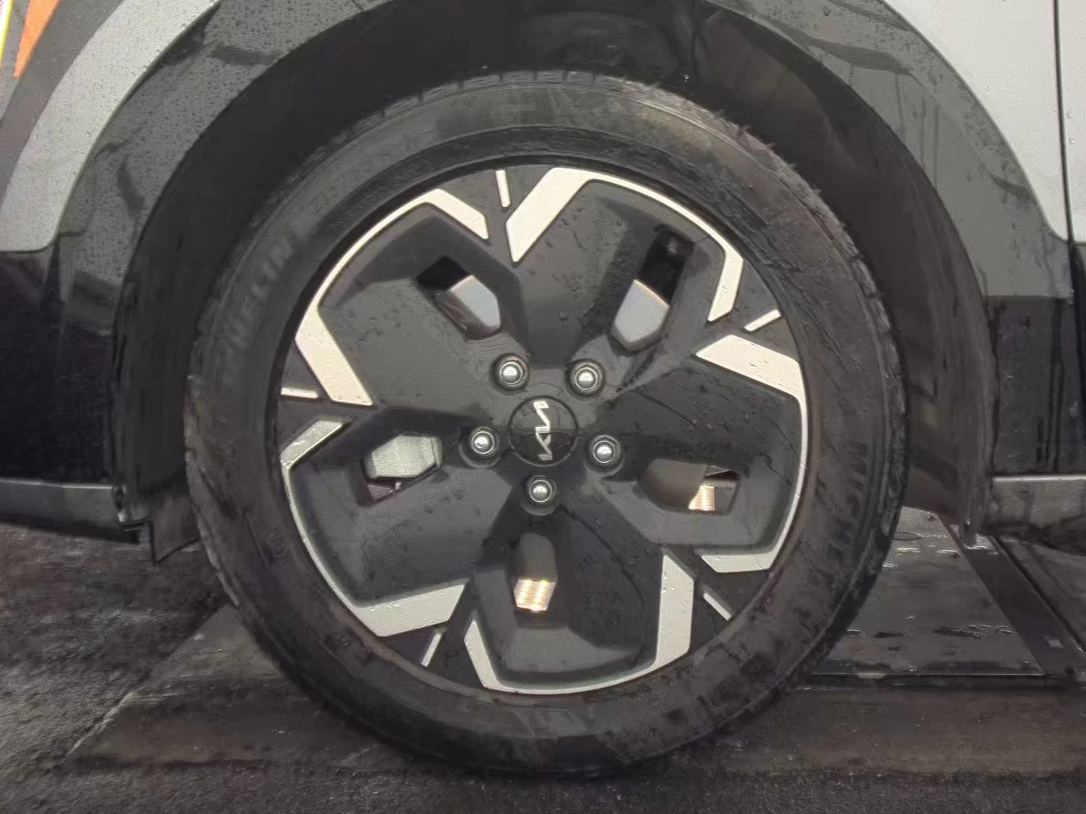 Kia Niro EV WIND - изображение 7