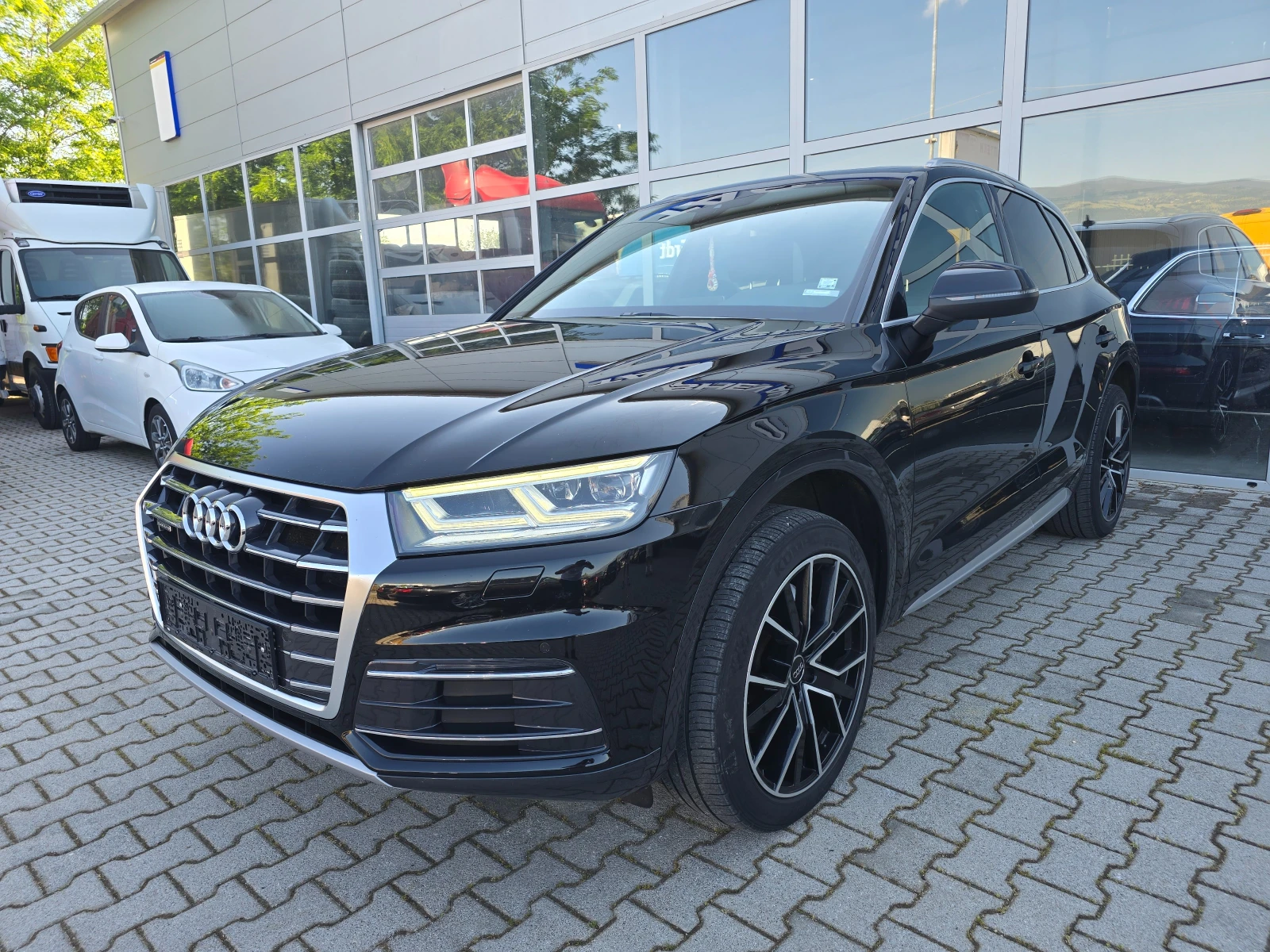 Audi Q5 MATRIX* DIGITAL* B&O* PANORAMA* * , снимка 5 - Автомобили и джипове - 54706632