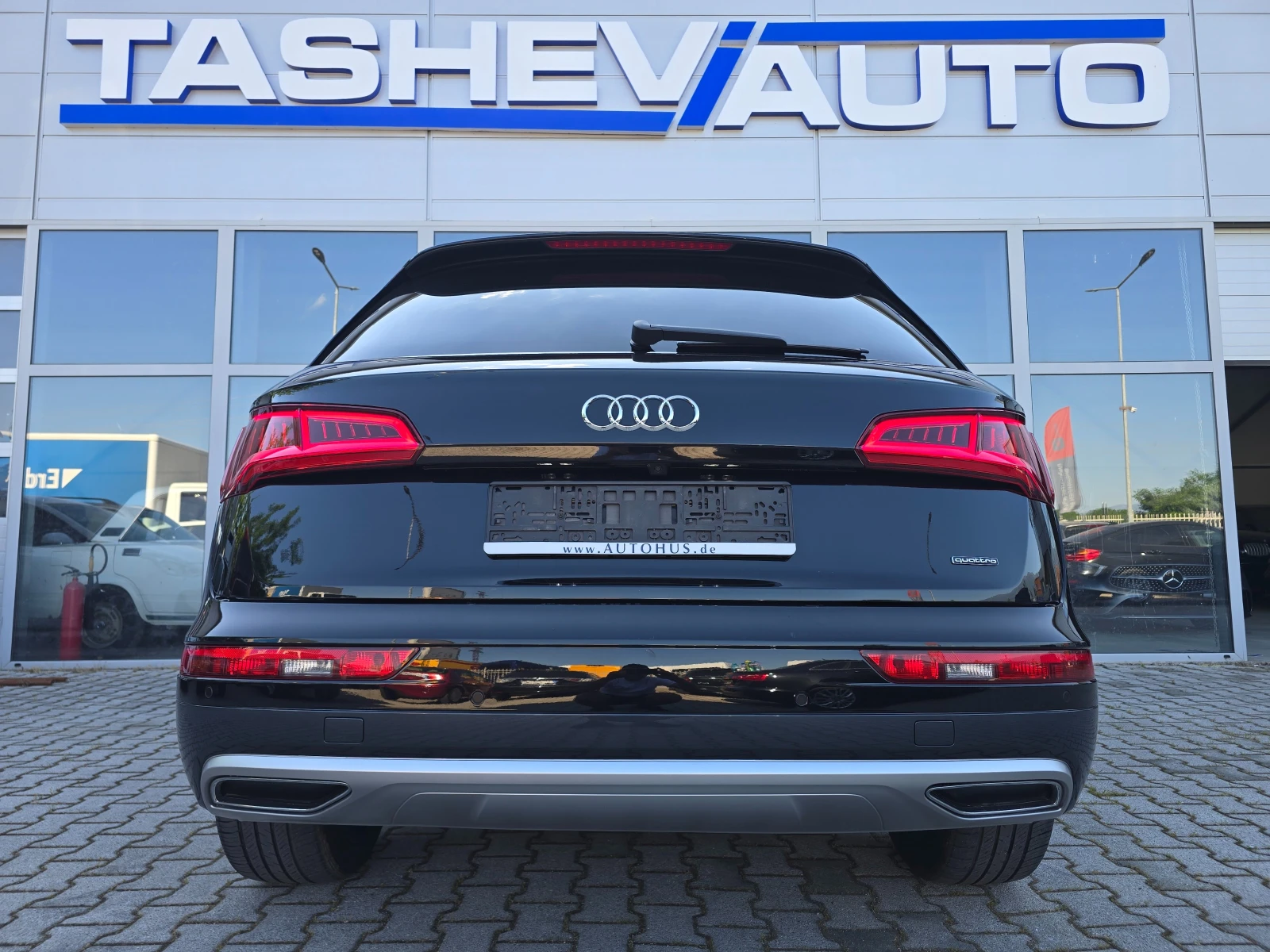 Audi Q5 MATRIX* DIGITAL* B&O* PANORAMA* * , снимка 7 - Автомобили и джипове - 54706632