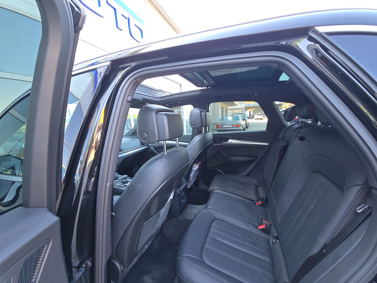 Audi Q5 MATRIX* DIGITAL* B&O* PANORAMA* * , снимка 12 - Автомобили и джипове - 54706632