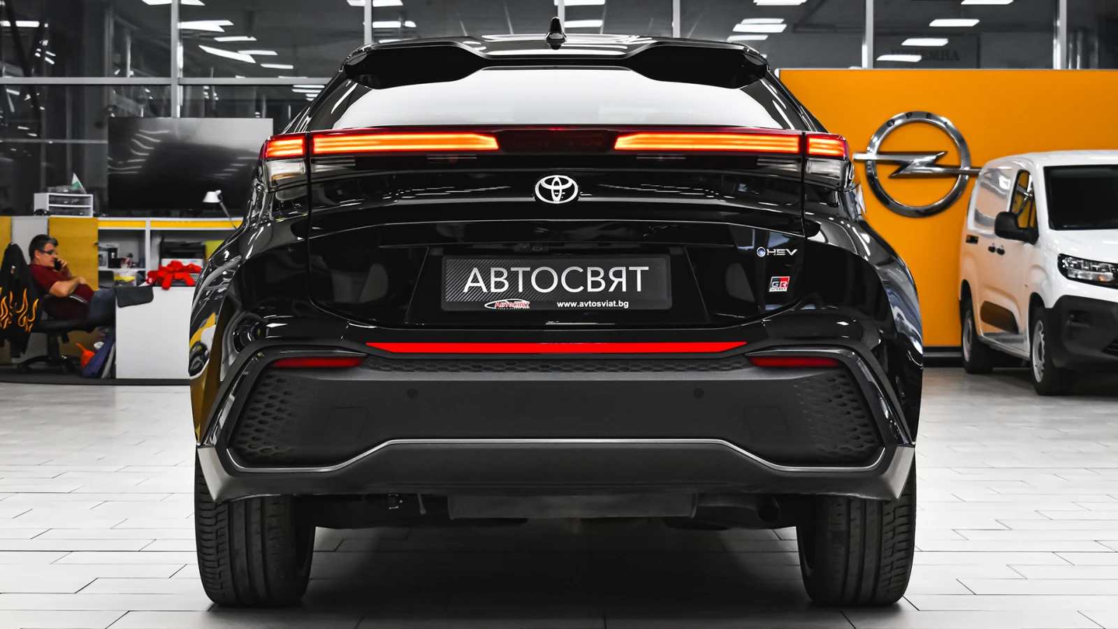 Toyota C-HR GR Sport Hybrid AWD-i e-CVT | Mobile.bg � ����������� 3