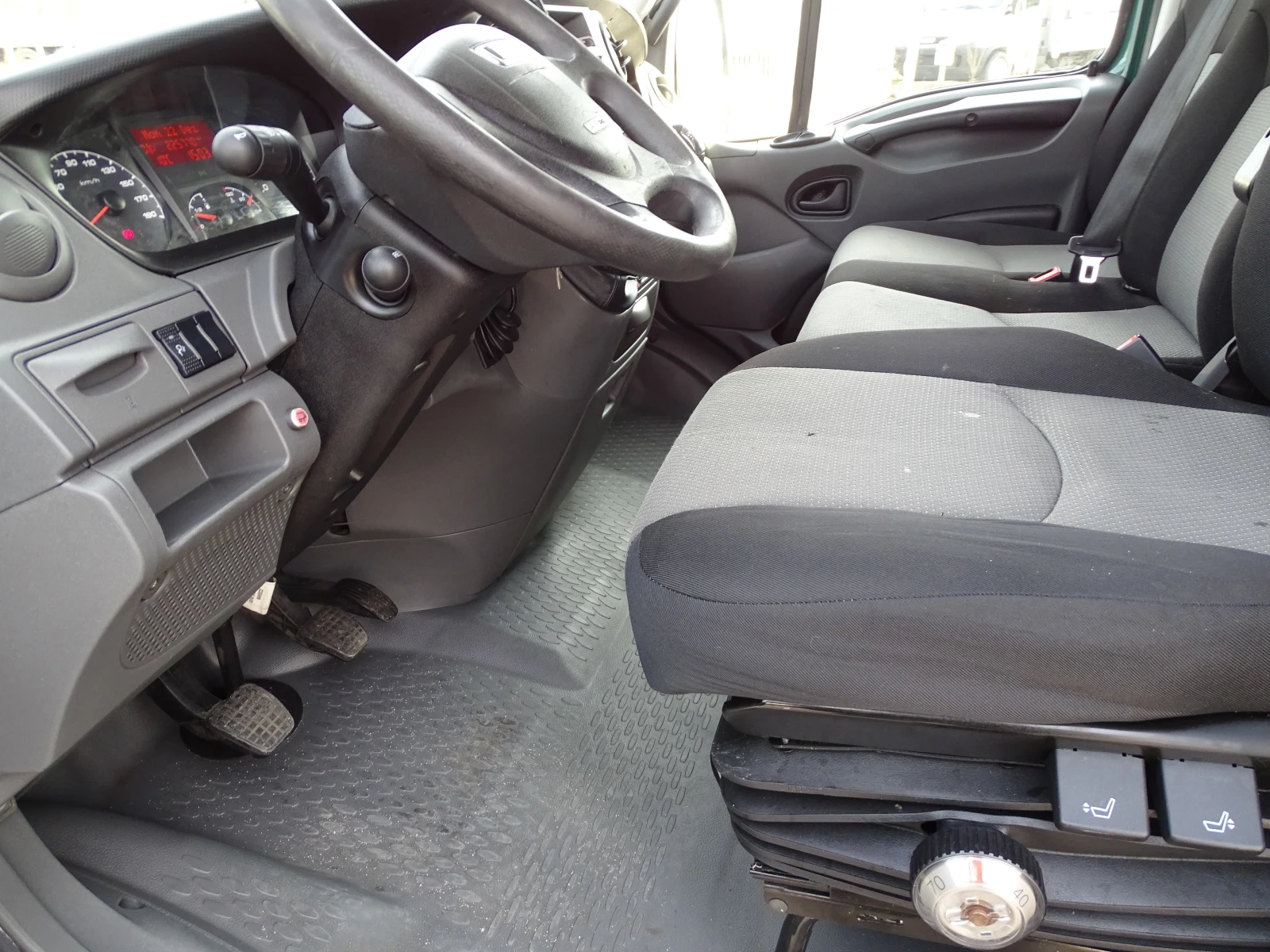 Iveco Daily 70C 17* * * ��� C * * * * * �����������* * * *  | Mobile.bg � ����������� 14