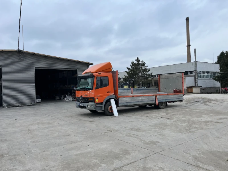Mercedes-Benz Atego, снимка 9 - Камиони - 52878901